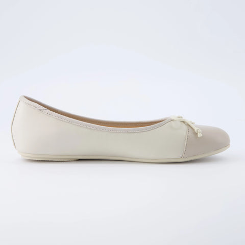 Cardi Cap Toe Flat