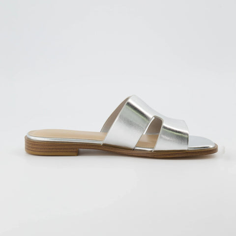 Voyage Cutout Strap Slides