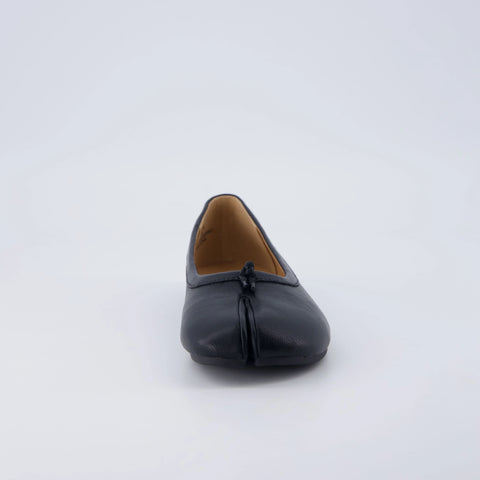 Maki Split-toe Flats