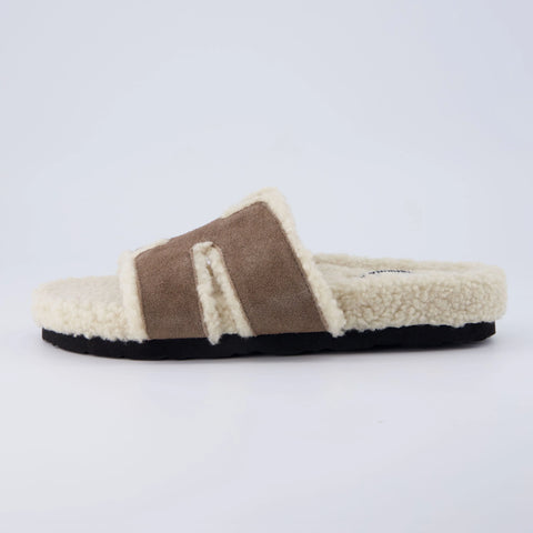 Cuddle Shearling Footbed Sandal