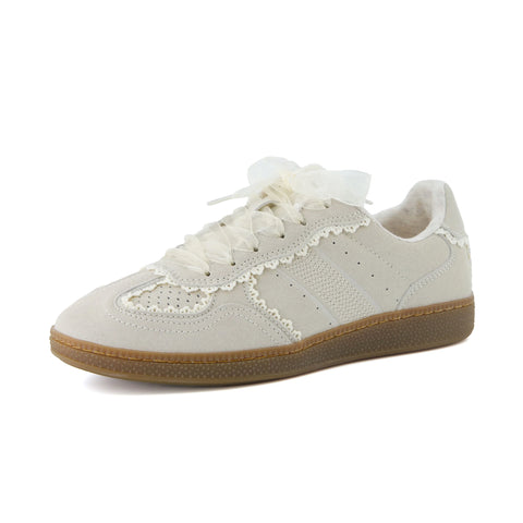 Belinda-K Lace Sneaker